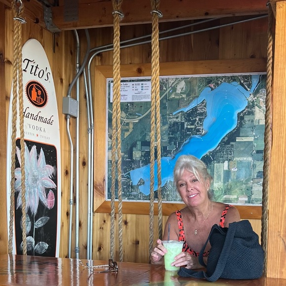 Meet your Posher, Janus - Picture 3 of 3